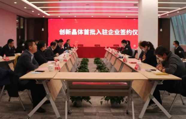 16819853124090507eT8.jpg 1.jpg